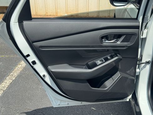 Used 2023 Honda Accord Touring image 43