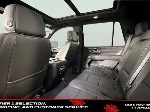 Used 2022 Chevrolet Tahoe Z71 w/ Luxury Package AWD/4WD image 28