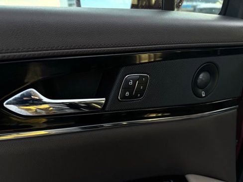 Certified 2023 Lincoln Nautilus Reserve w/ Luxury Package image 14