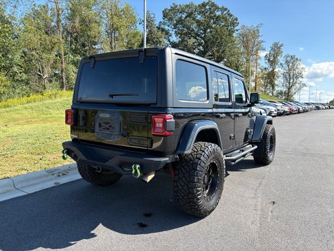 Used 2021 Jeep Wrangler Unlimited Sport AWD/4WD image 9
