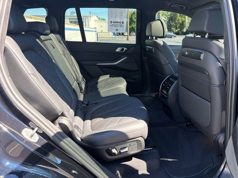 Used 2023 BMW X7 xDrive40i w/ Executive Package AWD/4WD image 24