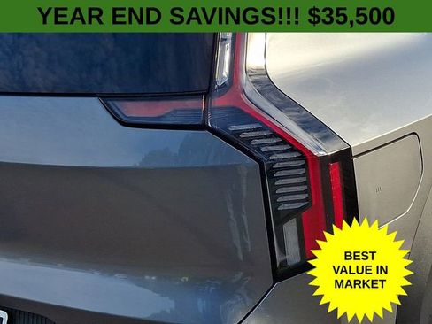 Used 2024 Kia EV9 Light image 11