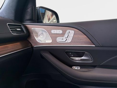 New 2026 Mercedes-Benz GLE 53 AMG 4MATIC image 21