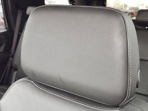 Used 2021 Chevrolet Tahoe Z71 image 18