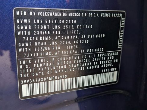 Used 2023 Volkswagen Tiguan SE image 25