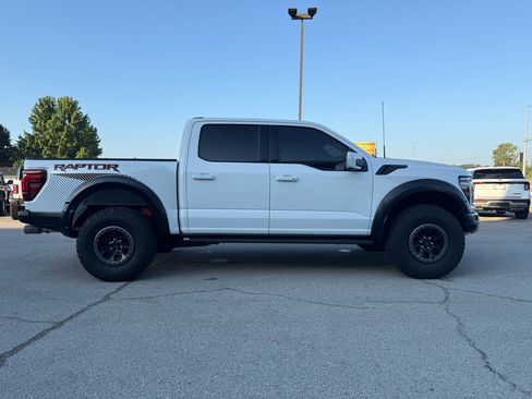 Used 2024 Ford F150 Raptor AWD/4WD image 4