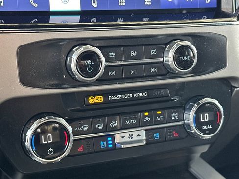 Used 2022 Ford F250 Lariat w/ Lariat Ultimate Package image 20