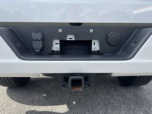 Used 2023 Chevrolet Silverado 1500 Custom w/ 2.7L Blackout Package RWD image 23