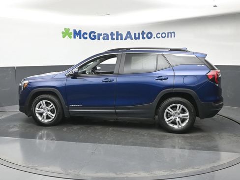Used 2022 GMC Terrain SLE w/ Driver Convenience Package AWD/4WD image 23