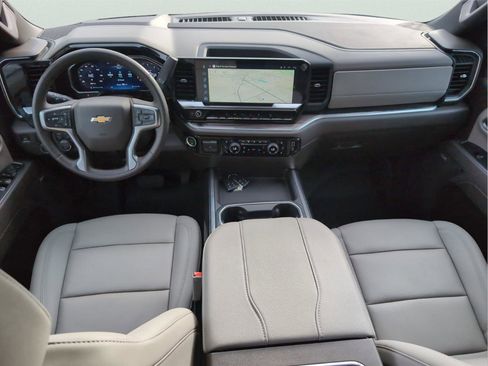 Used 2026 Chevrolet Silverado 2500 LTZ w/ LTZ Convenience Package AWD/4WD image 28