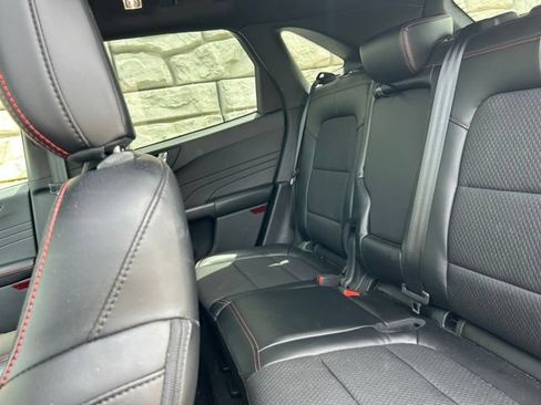 Used 2023 Ford Escape ST-Line Select w/ Tech Pack #2 AWD/4WD image 9