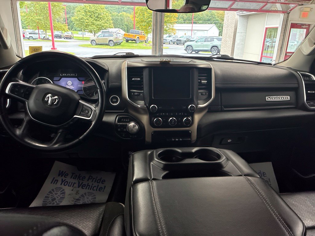 Used 2022 RAM 1500 Laramie w/ Off Road Group AWD/4WD image 23
