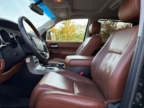 Used 2013 Toyota Sequoia Platinum AWD/4WD image 11