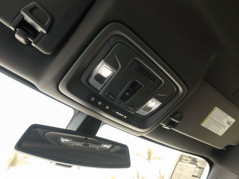 Used 2021 Chevrolet Silverado 1500 LTZ image 19