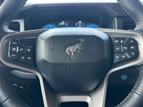 New 2025 Ford Bronco Badlands image 24