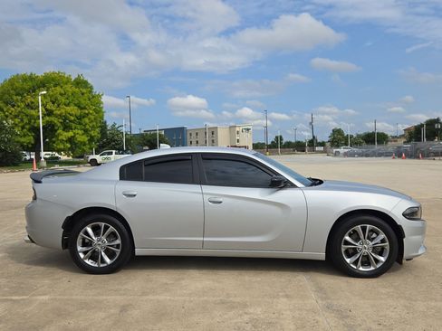 Used 2023 Dodge Charger SXT AWD/4WD image 2