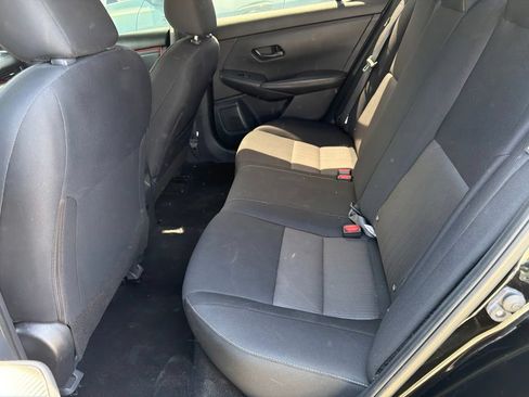 Used 2024 Nissan Sentra SV FWD image 9
