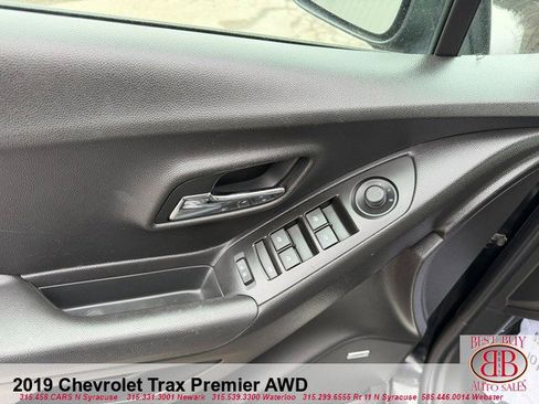 Used 2019 Chevrolet Trax Premier w/ Midnight Edition image 10