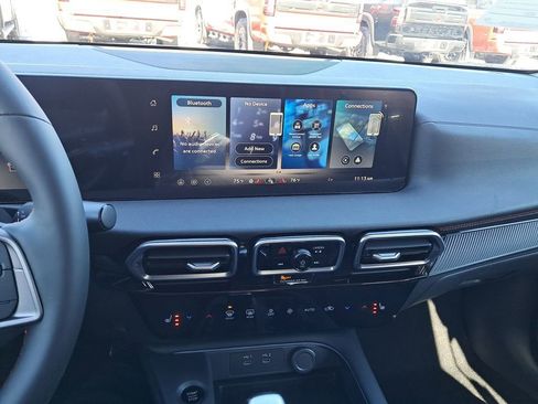 New 2026 Nissan Sentra SR w/ SR Premium Package image 18