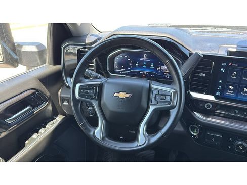 Used 2024 Chevrolet Silverado 2500 LTZ AWD/4WD image 24