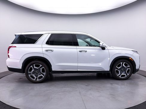 Used 2024 Hyundai Palisade Limited AWD/4WD image 40