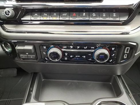 New 2026 Chevrolet Silverado 1500 ZR2 AWD/4WD image 23
