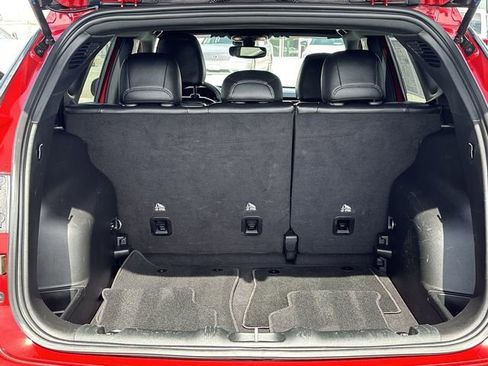 Used 2023 Jeep Compass Limited image 15