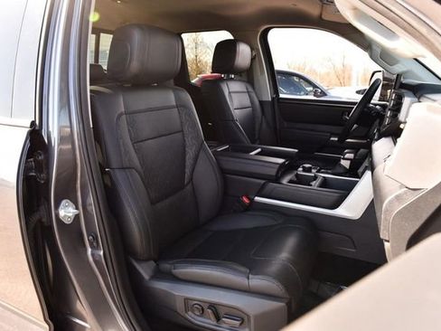 Used 2022 Toyota Tundra SR5 w/ SR5 Premium Package image 20