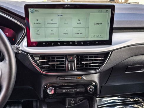 Used 2025 Ford Escape Platinum image 15