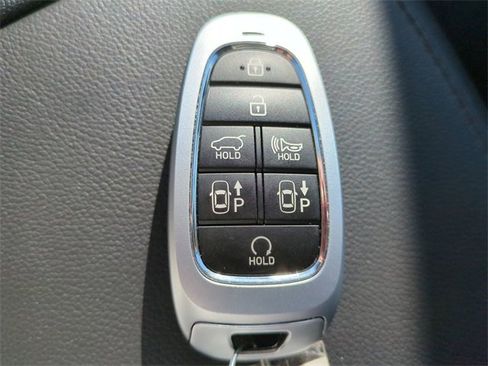 Certified 2024 Hyundai Tucson Limited image 38