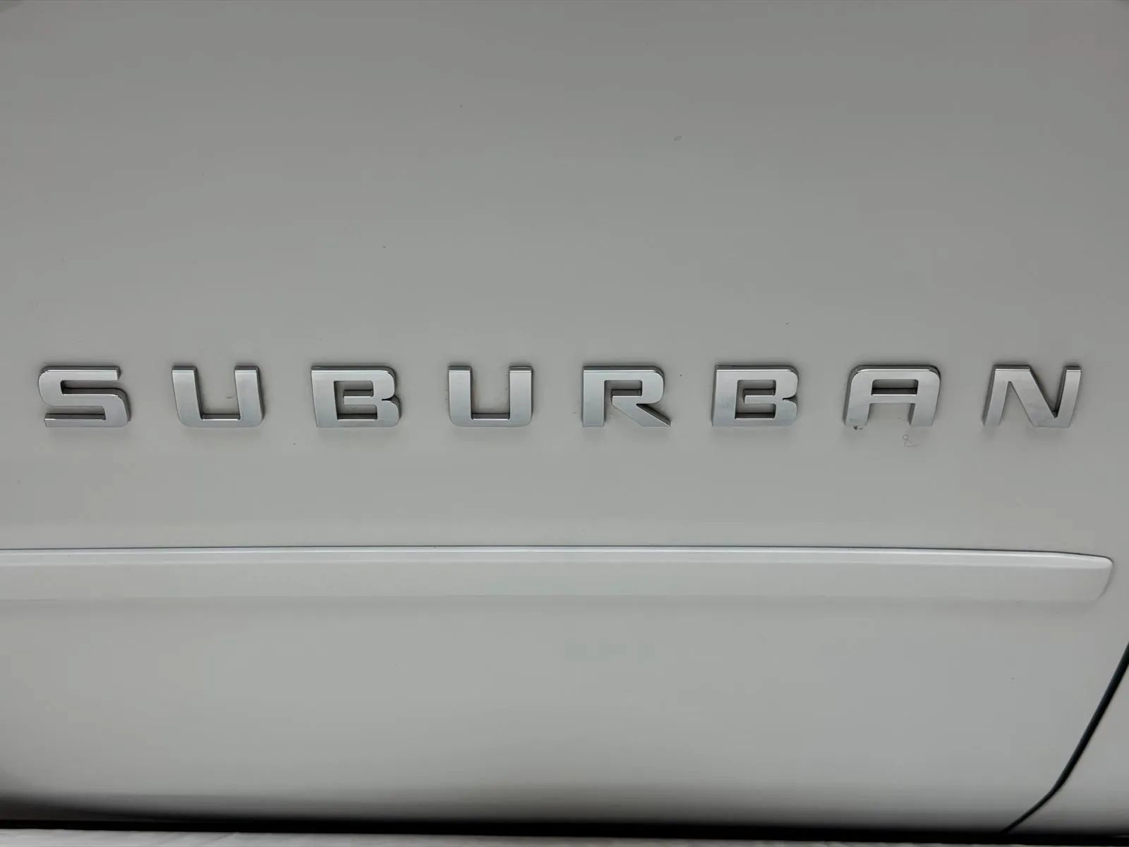 Used 2016 Chevrolet Suburban LTZ AWD/4WD image 9