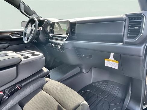 New 2026 GMC Sierra 1500 Elevation image 28