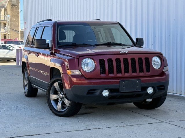 Used 2015 Jeep Patriot High Altitude FWD image 2