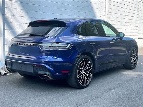 Certified 2023 Porsche Macan AWD/4WD image 17