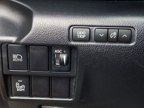 Used 2017 Lexus IS 200t F Sport w/ F Sport Package image 33