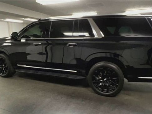 Certified 2021 Cadillac Escalade ESV Premium Luxury image 6