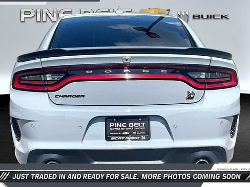 Used 2022 Dodge Charger Scat Pack RWD image 4