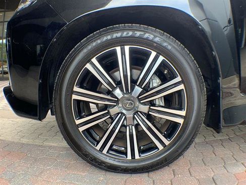 Certified 2021 Lexus LX 570 4WD w/ Luxury Package image 10
