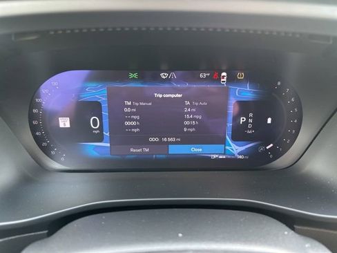 Certified 2023 Volvo XC40 B5 Plus w/ Climate Package AWD/4WD image 22