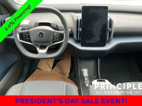 New 2026 Volvo EX30 Plus image 13