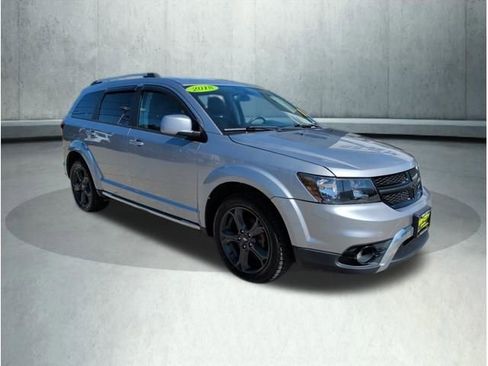 Used 2018 Dodge Journey Crossroad AWD/4WD image 8