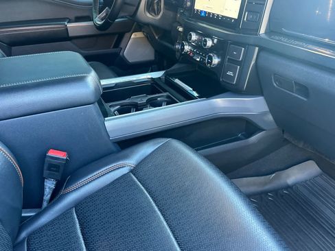 Certified 2025 Ford F250 Lariat w/ Lariat Ultimate Package image 15