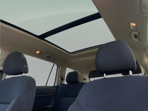 Used 2018 Volkswagen Atlas Launch Edition image 28