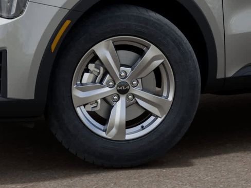 New 2026 Kia Sorento LX FWD image 9