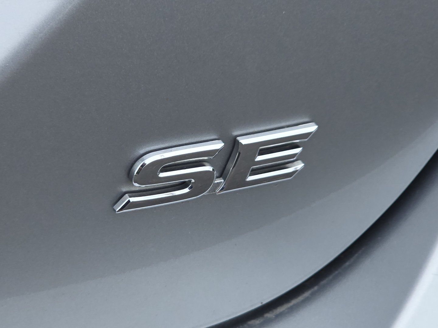Used 2024 Toyota Camry SE FWD image 15
