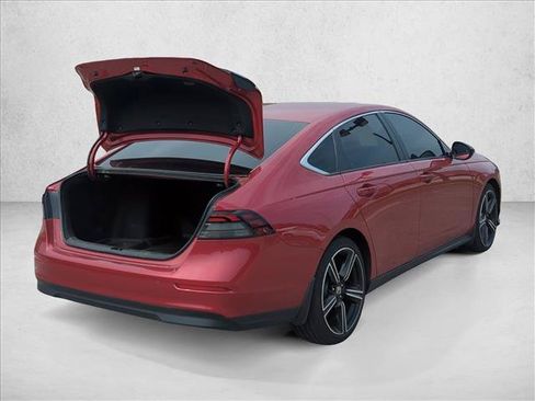 Used 2024 Honda Accord Sport image 8