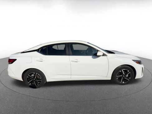 Used 2025 Nissan Sentra SV image 16