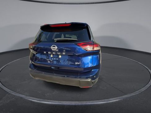 Used 2024 Nissan Rogue SV image 7