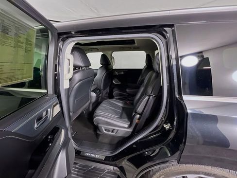 Used 2025 INFINITI QX80 Sensory AWD/4WD image 27