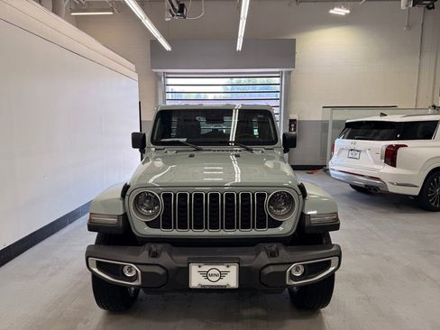 Used 2024 Jeep Wrangler Unlimited Sahara w/ Safety Group AWD/4WD image 8